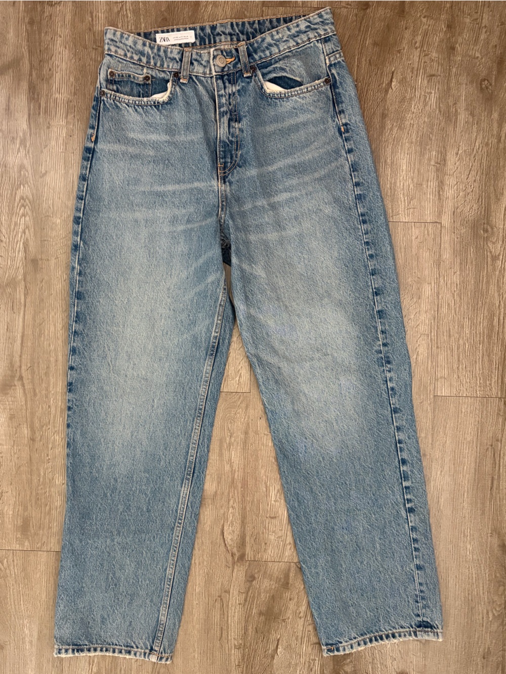 Zara High Rise Straight Leg Medium Wash Jeans Size 8